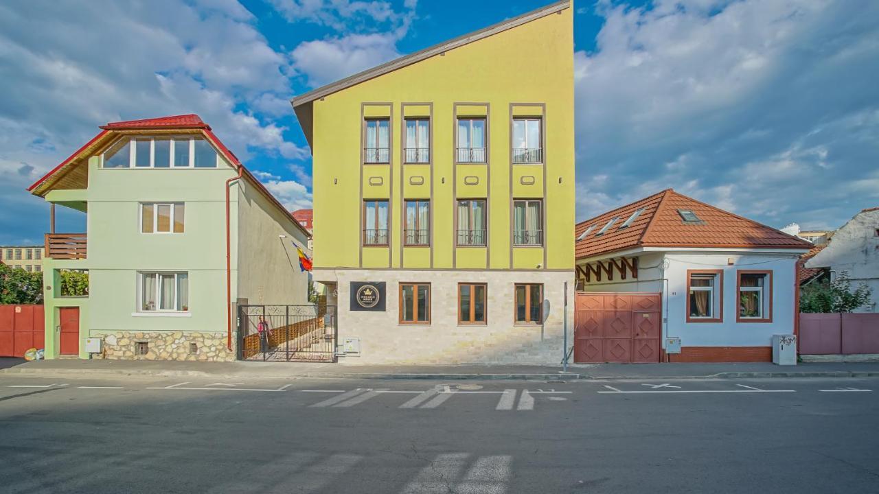 Hôtel Monarch House à Braşov Extérieur photo